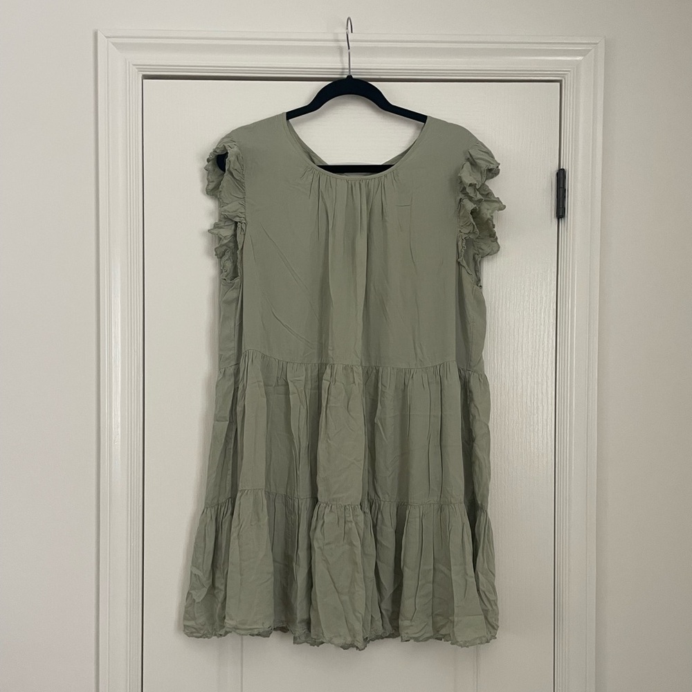 Aritzia Wilfred Silver Sage Green Sidonie Dress